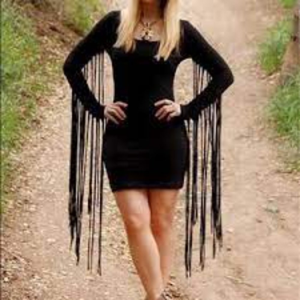 💥HOT ITEM💥 Bodycon Macrame and Fringe Dress in Black - Picture 14 of 14